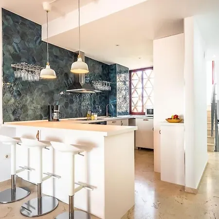 Vista Bahia Sea View, Pool, 700 M To *