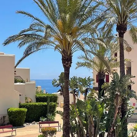 Appartement Vista Bahia Sea View, Pool, 700 M To