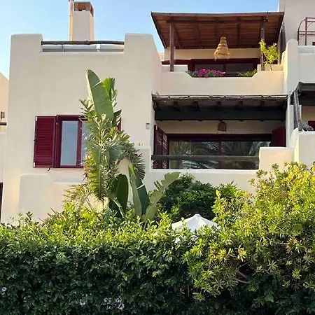 Apartamento Sea View, Pool, 700 M To *