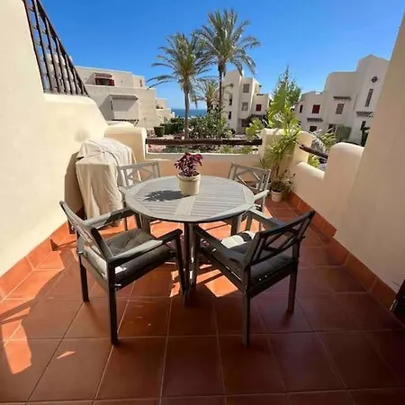 Sea View, Pool, 700 M To *