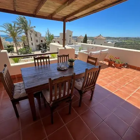 Vista Bahia Sea View, Pool, 700 M To Appartement